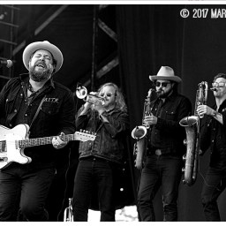 Nathaniel Rateliff Soulful, Bluesy at Boston Calling Music Festival